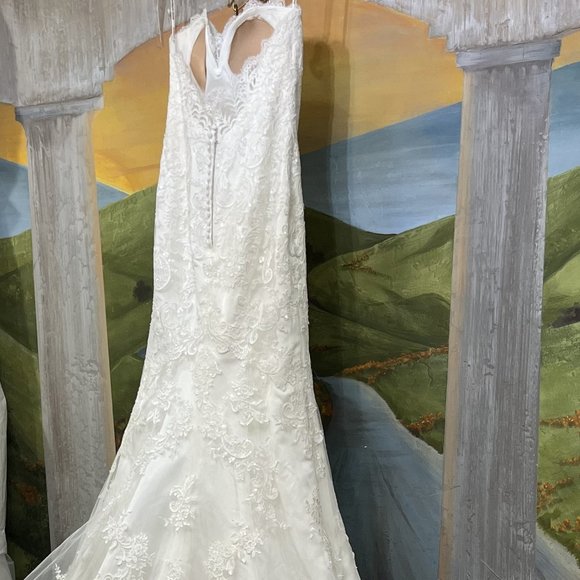 Maggie Sottero Kiera Wedding Dress Brand new with Tags!